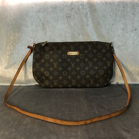 louis vuitton banana bag|louis vuitton baguette.